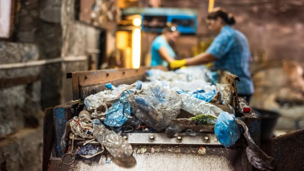usine de déchets industriels qui sont des plastiques